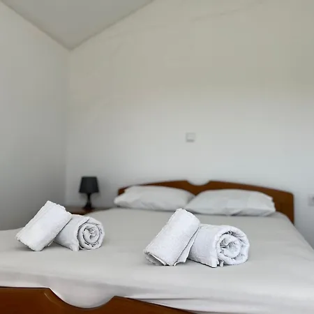 Elvi Apartament