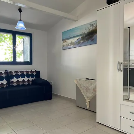 Elvi Apartament *