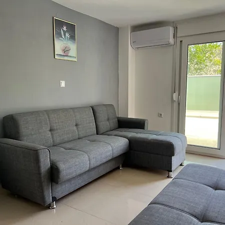 Elvi Apartament